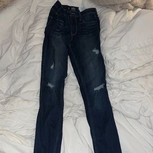 HOLISTER SKINNY JEANS